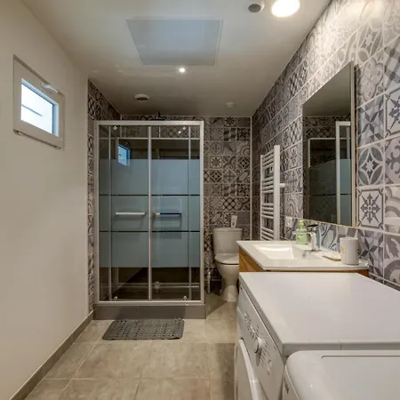 Apartman Athéna *